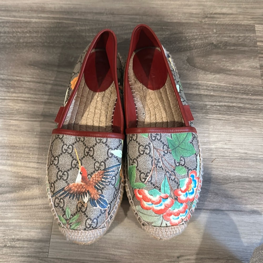 Authentic GUCCI GG Supreme Monogram Tian Espadrilles